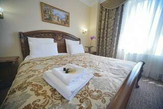 Гостиница Даяна Симферополь Стандартный двухместный номер с 1 кроватью-1