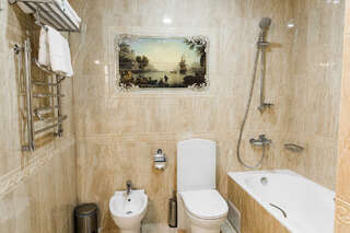 Гостиница Даяна Симферополь Двухместный номер с 1 кроватью и балконом-5