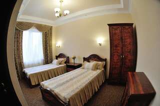 Гостиница Даяна Симферополь Двухместный номер с 2 отдельными кроватями-2